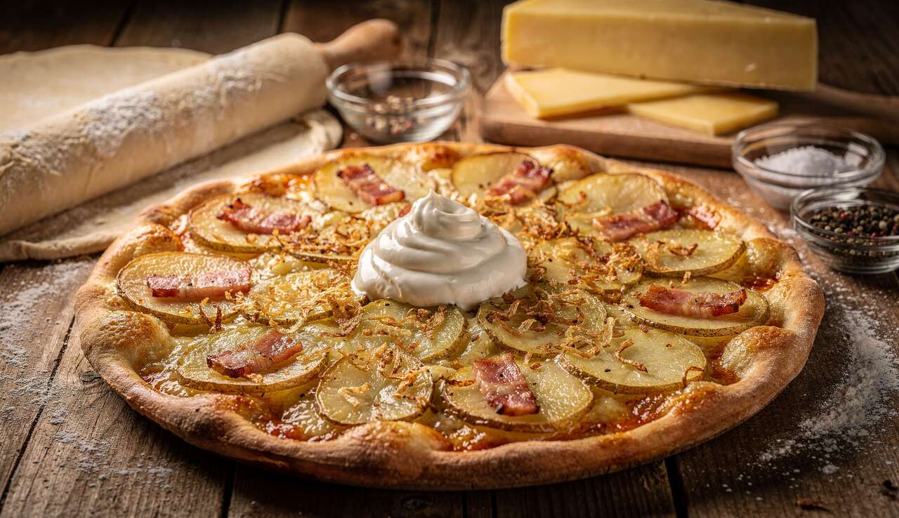 Pizza tartiflette : la recette maison incontournable
