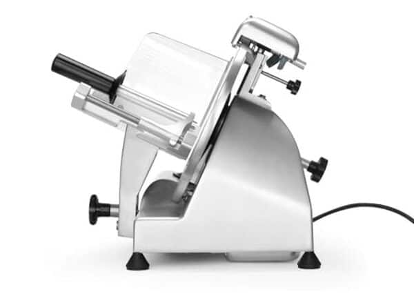 Découvrez notre test complet de la trancheuse électrique hendi Profi Line 250 : performance, efficacité et avis d'experts pour un matériel de découpe professionnel